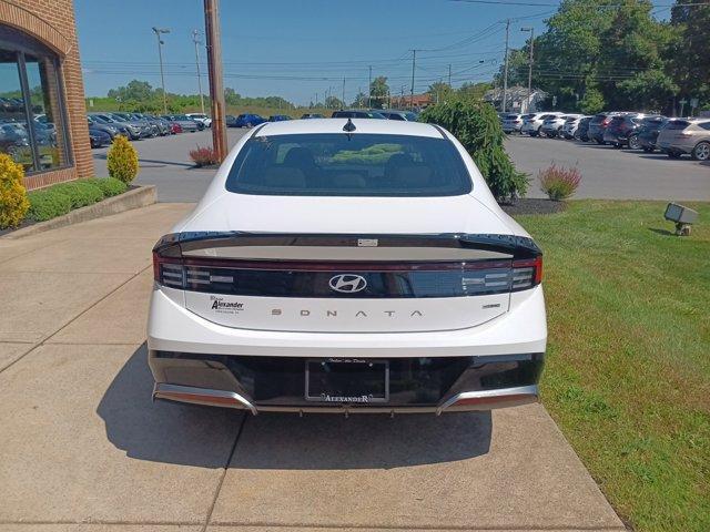 new 2025 Hyundai Sonata car, priced at $30,118