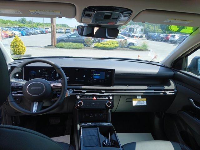 new 2025 Hyundai Tucson car, priced at $39,875