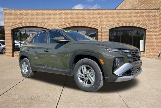 new 2025 Hyundai Tucson car, priced at $30,662