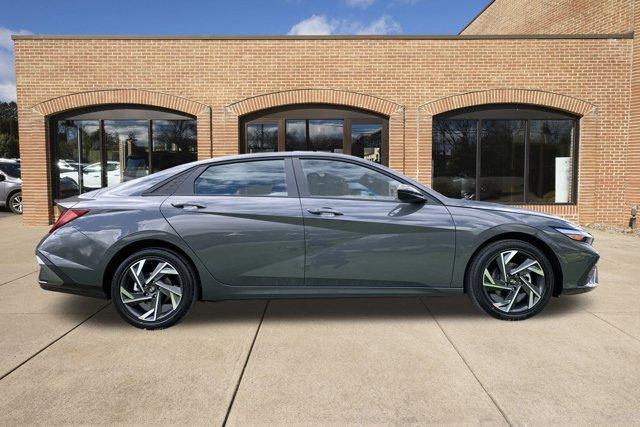 new 2025 Hyundai ELANTRA HEV car, priced at $28,388