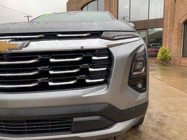 used 2025 Chevrolet Equinox car, priced at $30,500