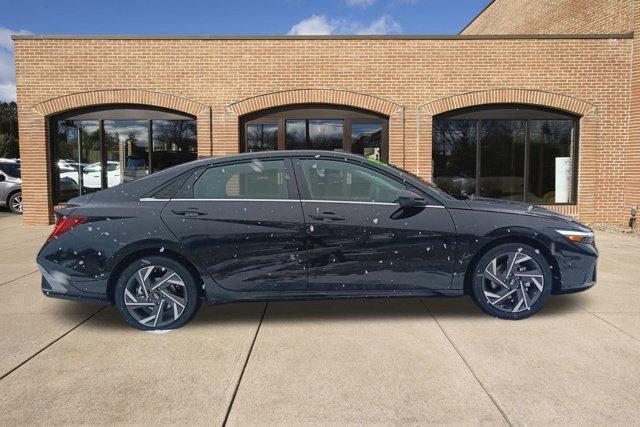 new 2025 Hyundai Elantra car, priced at $25,306