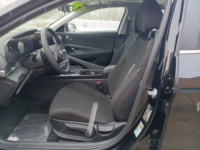 new 2025 Hyundai Elantra car, priced at $25,306