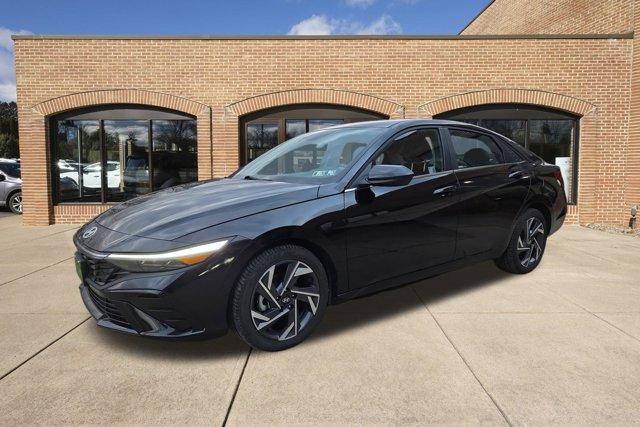 used 2025 Hyundai Elantra car, priced at $19,500