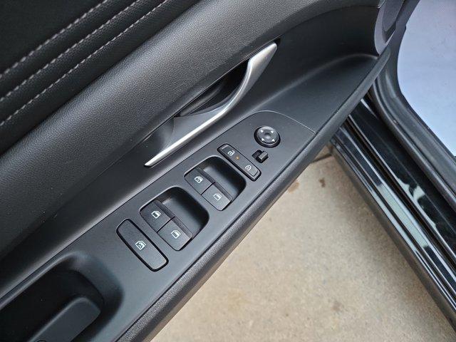 used 2025 Hyundai Elantra car, priced at $19,500