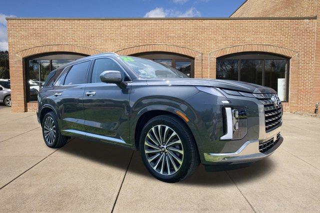 new 2025 Hyundai Palisade car, priced at $52,613