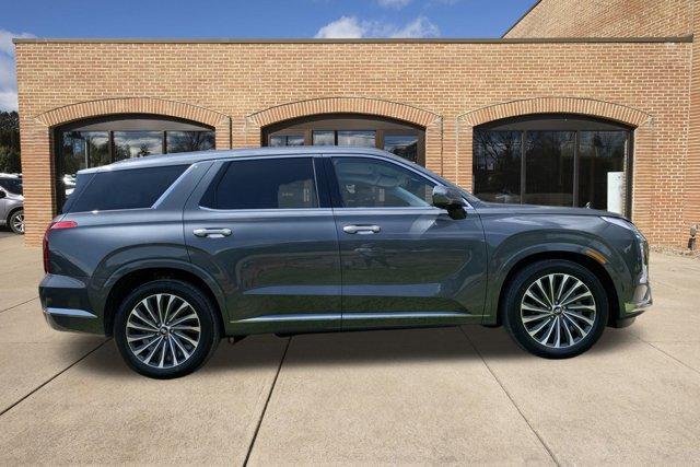 new 2025 Hyundai Palisade car, priced at $52,613