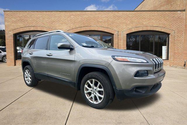 used 2017 Jeep Cherokee car, priced at $13,300