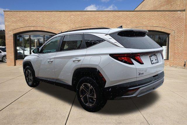 new 2025 Hyundai TUCSON Hybrid car, priced at $34,654