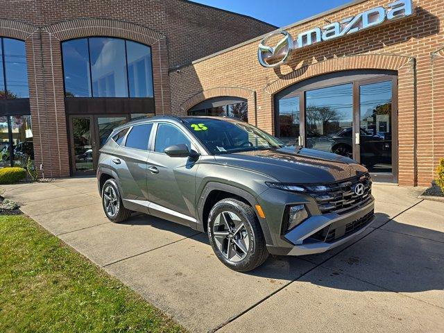 new 2025 Hyundai Tucson Hybrid car, priced at $36,814