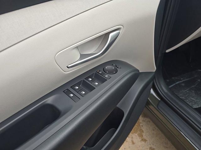new 2025 Hyundai Tucson car, priced at $35,035