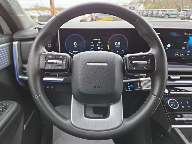 used 2024 Hyundai Santa Fe car, priced at $34,300