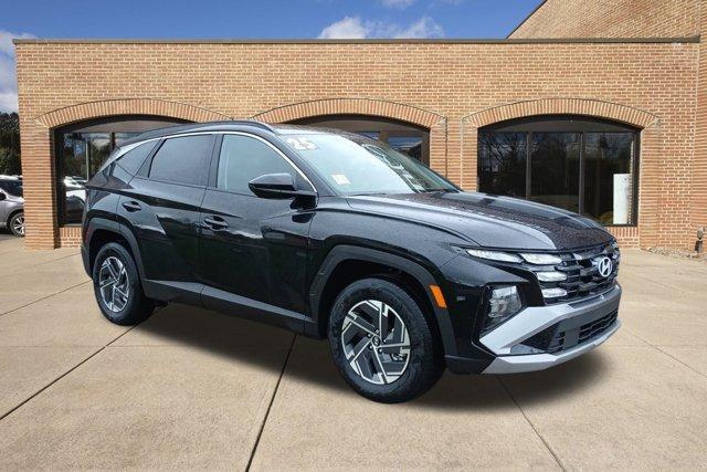new 2025 Hyundai TUCSON Hybrid car, priced at $34,258