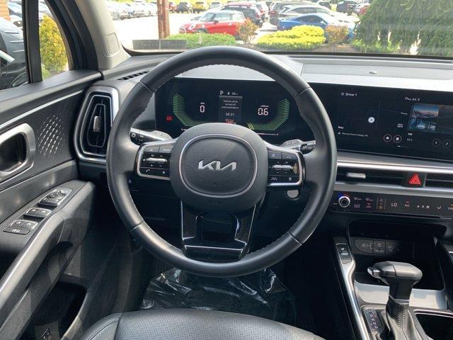 used 2024 Kia Sorento car, priced at $30,000