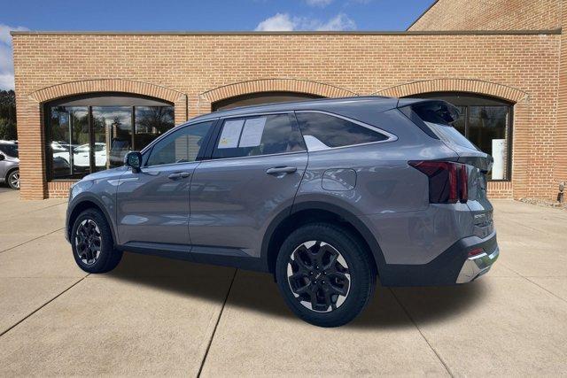 used 2024 Kia Sorento car, priced at $30,000