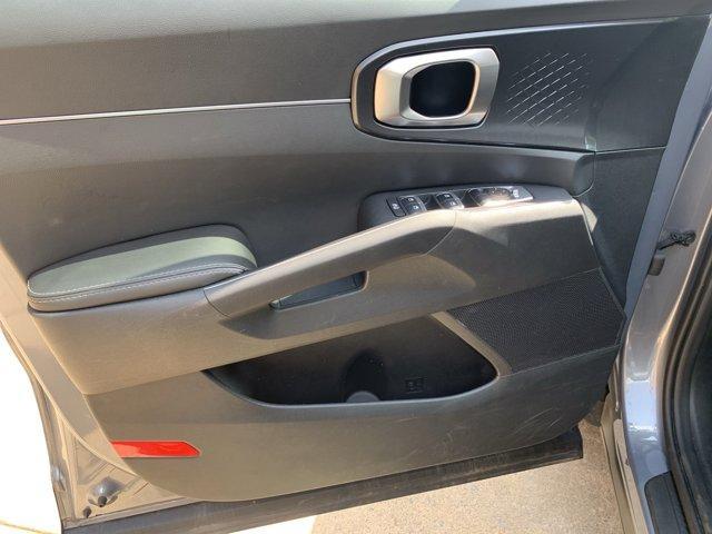 used 2024 Kia Sorento car, priced at $30,000