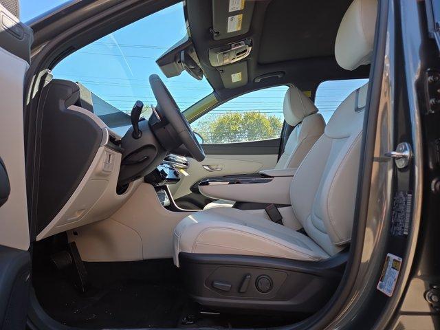 new 2026 Hyundai TUCSON Hybrid car, priced at $43,180