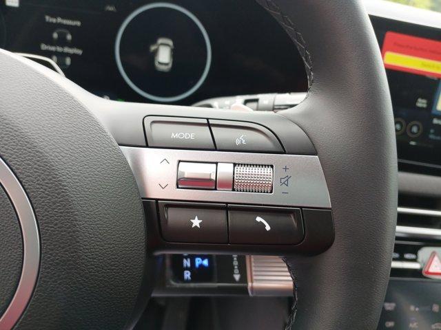 new 2025 Hyundai TUCSON Hybrid car, priced at $43,295