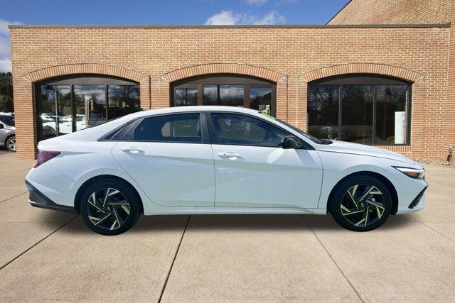 new 2025 Hyundai ELANTRA HEV car, priced at $28,810