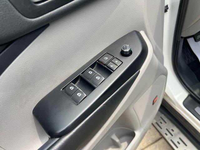 used 2019 Toyota Highlander Hybrid car, priced at $25,000