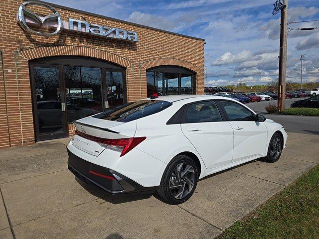 new 2025 Hyundai Elantra HEV car, priced at $28,726