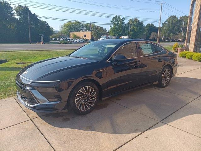 new 2024 Hyundai Sonata Hybrid car, priced at $31,481