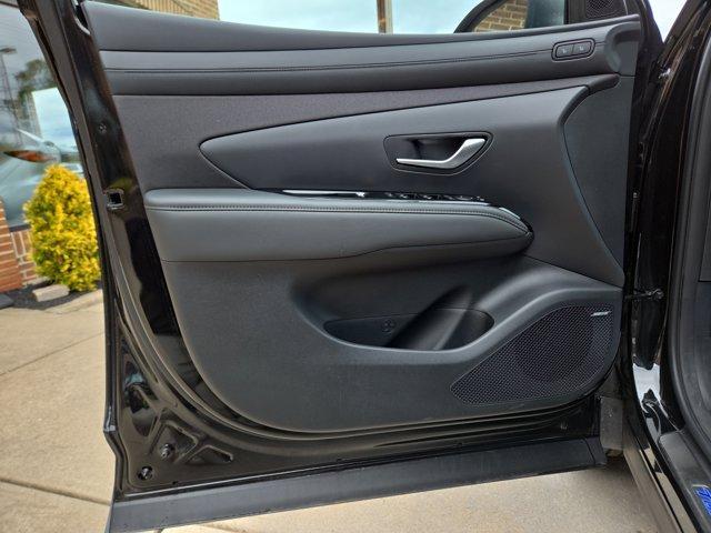 used 2025 Hyundai TUCSON Hybrid car, priced at $34,900