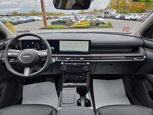 used 2025 Hyundai TUCSON Hybrid car, priced at $34,900