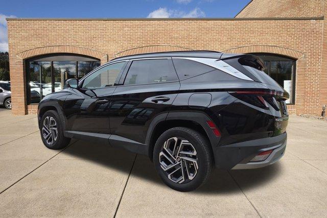 used 2025 Hyundai TUCSON Hybrid car, priced at $34,900