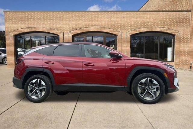new 2025 Hyundai Tucson car, priced at $32,276