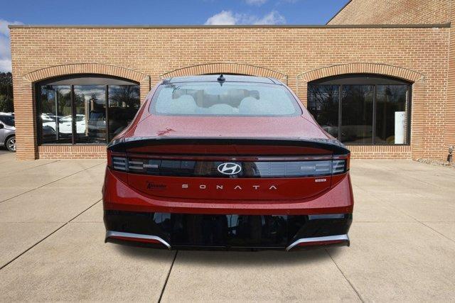new 2025 Hyundai Sonata Hybrid car, priced at $38,578