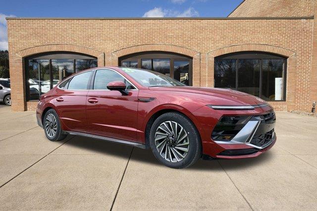 new 2025 Hyundai Sonata Hybrid car, priced at $38,578