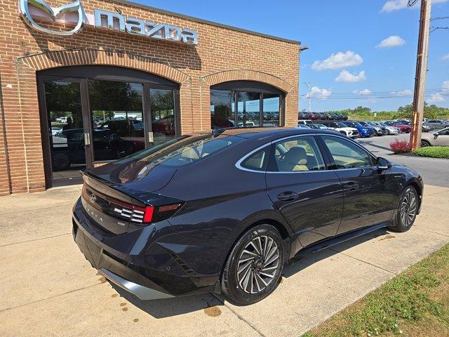 new 2025 Hyundai Sonata Hybrid car, priced at $37,978