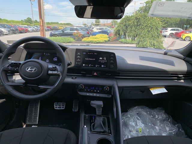 new 2025 Hyundai Elantra car, priced at $24,306