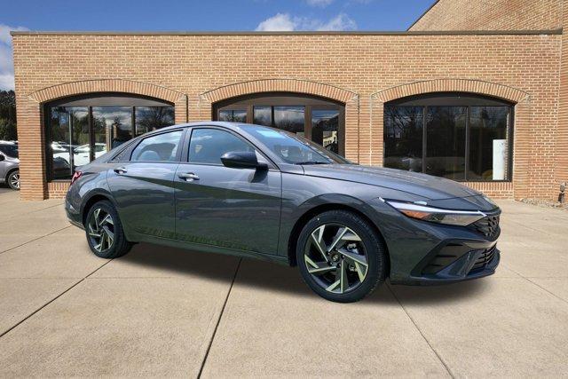 new 2025 Hyundai Elantra car, priced at $24,306
