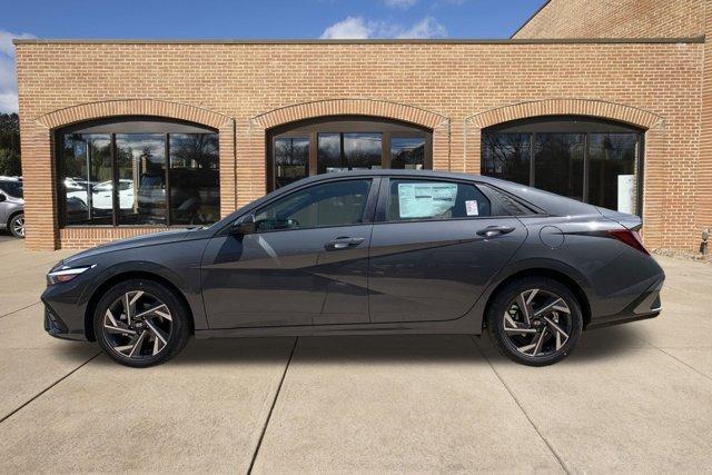 new 2025 Hyundai Elantra car, priced at $24,306