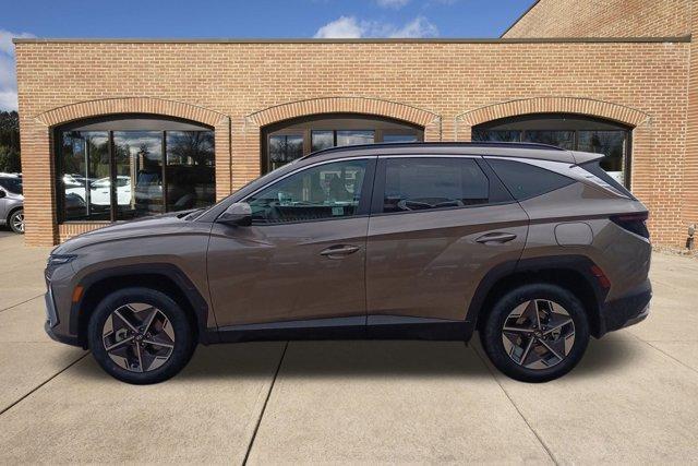 used 2025 Hyundai TUCSON Hybrid car, priced at $35,500