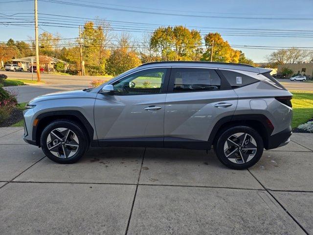 new 2025 Hyundai Tucson Hybrid car, priced at $36,915