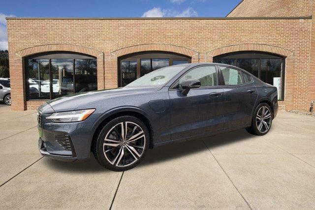 used 2022 Volvo S60 Recharge Plug-In Hybrid car, priced at $32,800