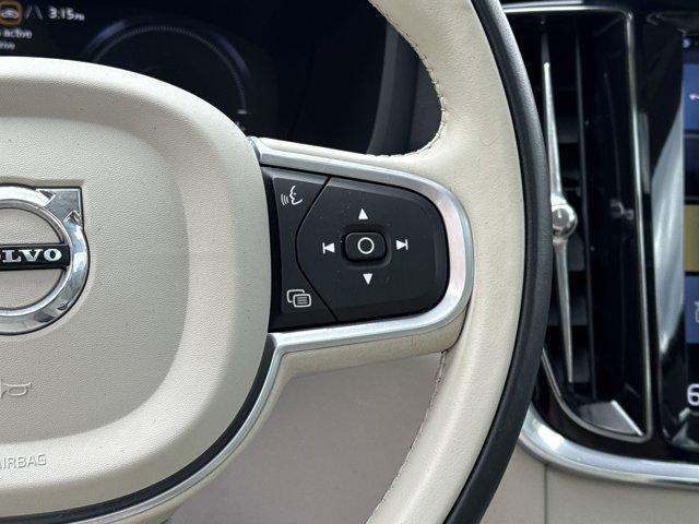 used 2022 Volvo S60 Recharge Plug-In Hybrid car, priced at $35,500
