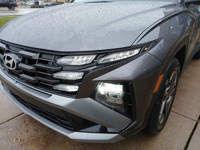 new 2025 Hyundai TUCSON Hybrid car, priced at $37,156