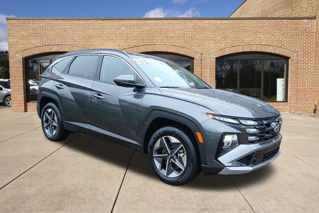 new 2025 Hyundai TUCSON Hybrid car, priced at $37,156