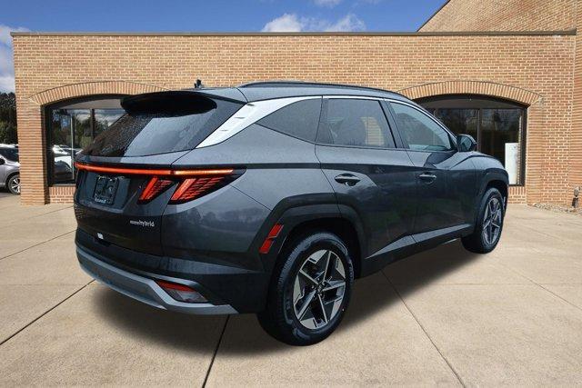 new 2025 Hyundai TUCSON Hybrid car, priced at $37,156