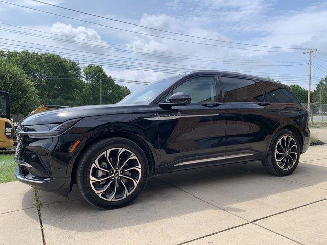 used 2024 Lincoln Nautilus car