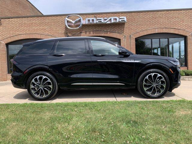 used 2024 Lincoln Nautilus car