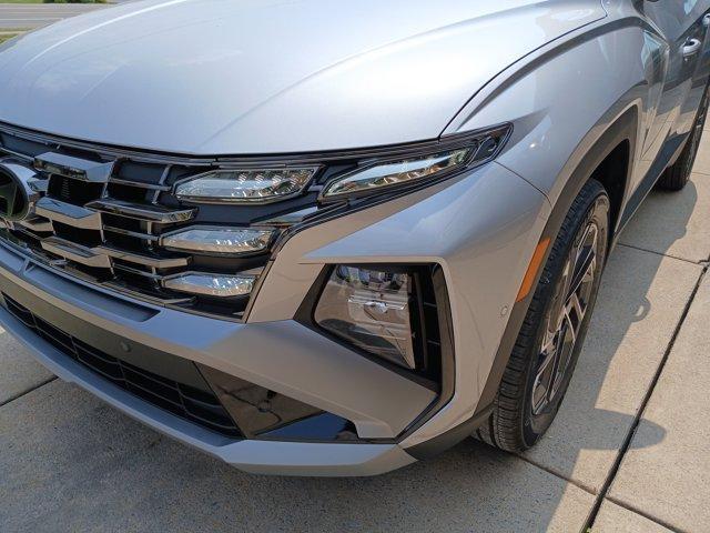 new 2025 Hyundai TUCSON Hybrid car, priced at $42,225