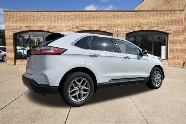 used 2024 Ford Edge car, priced at $25,500