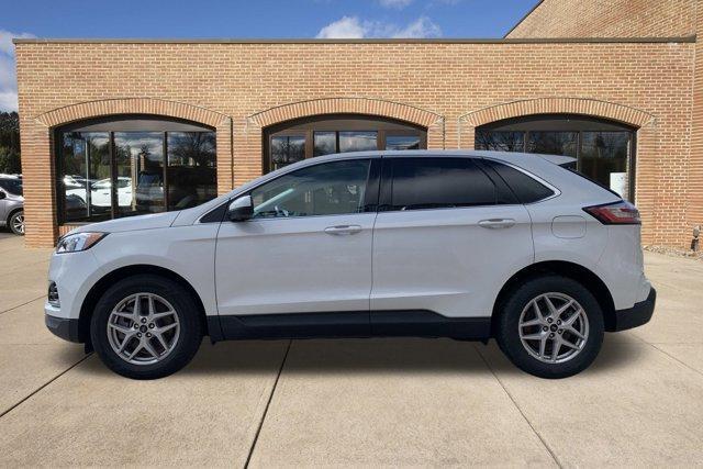used 2024 Ford Edge car, priced at $25,500