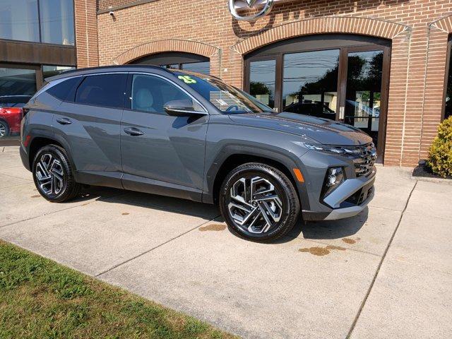 new 2025 Hyundai Tucson car, priced at $39,668