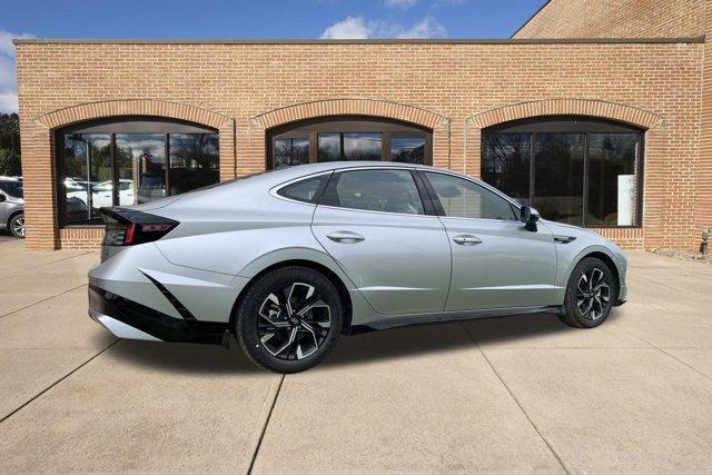 new 2025 Hyundai Sonata car, priced at $29,776